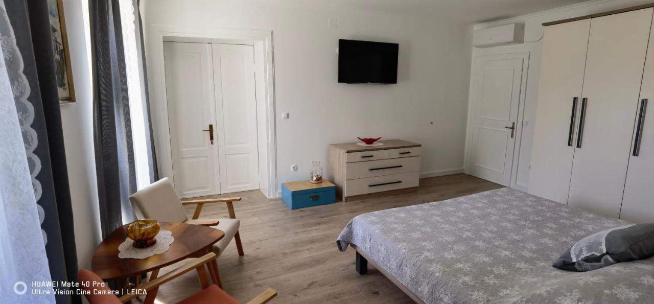 Guesthouse Palma Mali Losinj Bagian luar foto